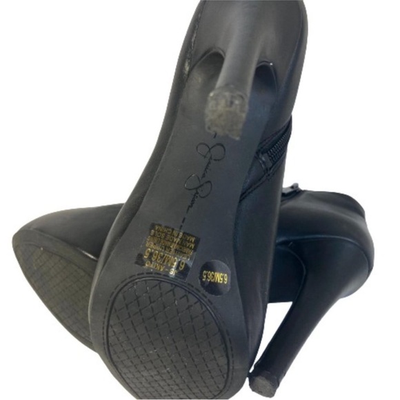 Sz 6.5 Jessica Simpson Black Ankle Bootie - Picture 7 of 7